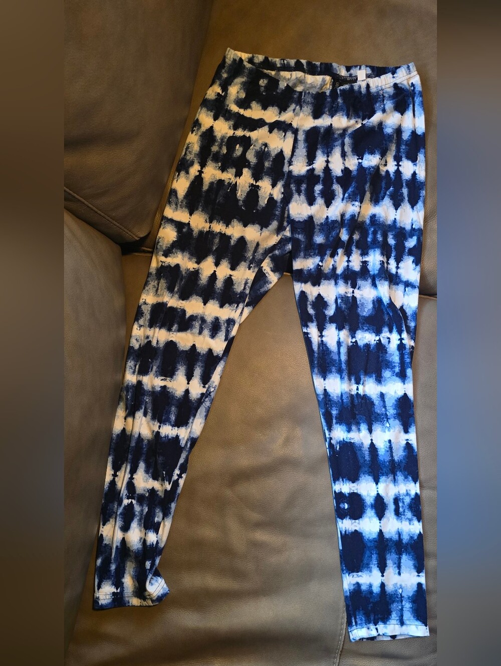 Ultra Flirt Blue & White Tie-Dye Leggings